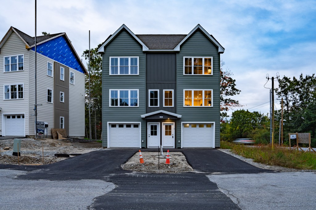 Exterior architectural photograph of Scittery Woods townhomes in Falmouth Maine